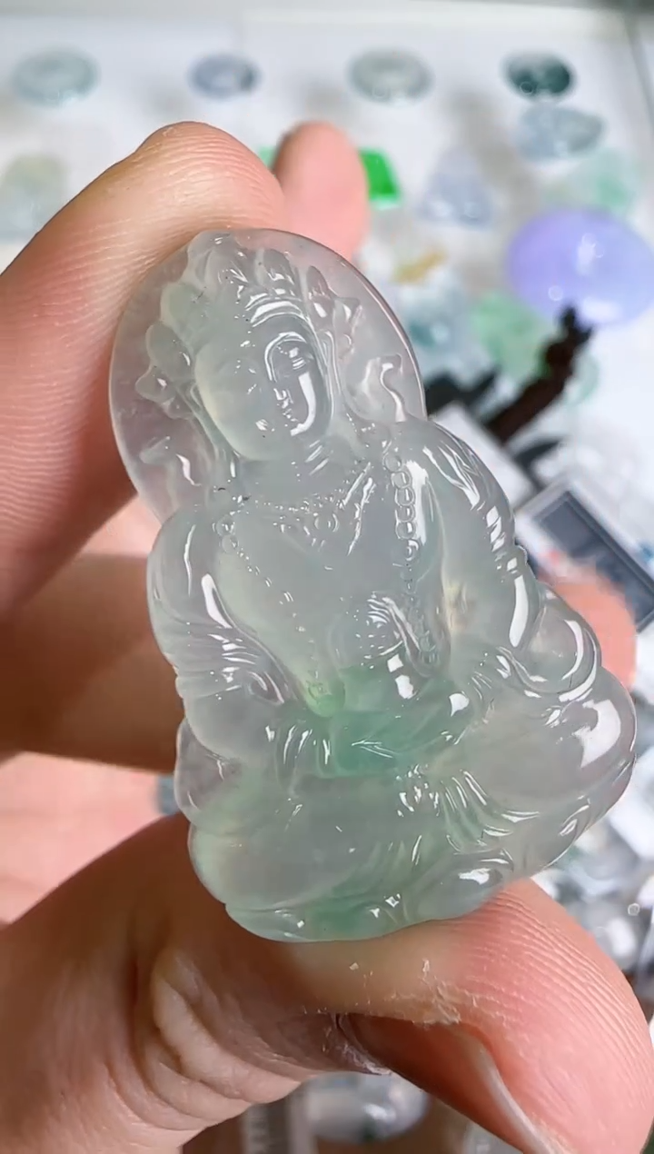 【闪购商品】翡翠吊坠(不含链)未镶嵌···