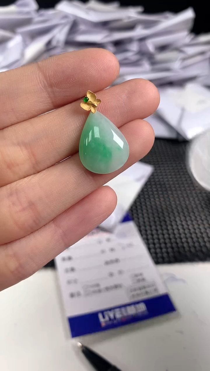 【闪购商品】翡翠颈饰18K金镶嵌56         