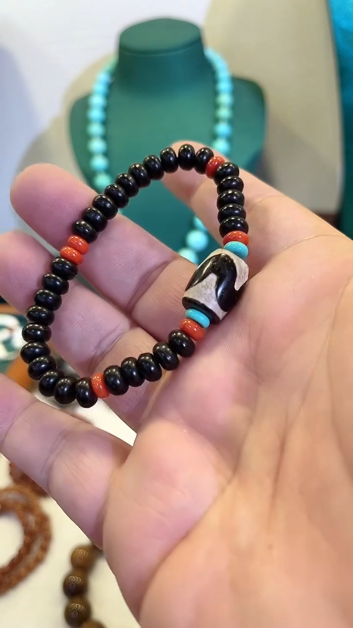 【闪购商品】玛瑙/玉髓手串未镶嵌多样性发其一