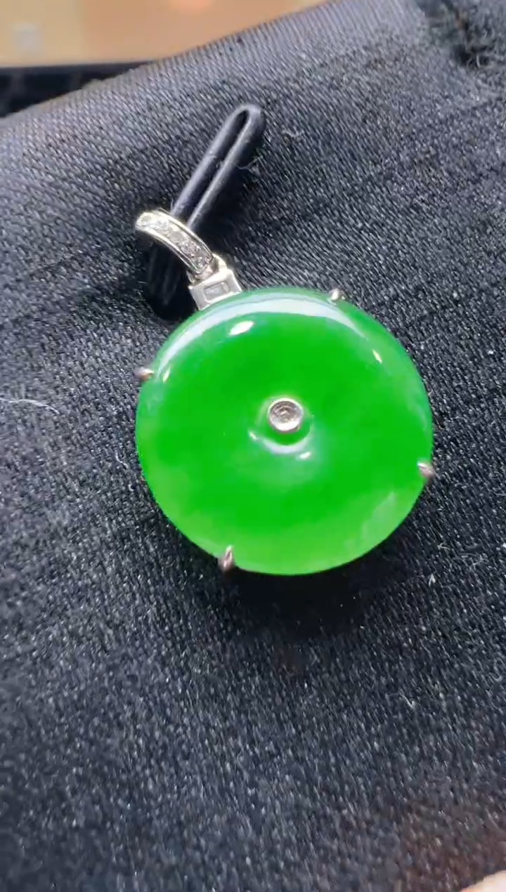 【闪购商品】翡翠吊坠(不含链)18K金镶嵌多样性团购发一件