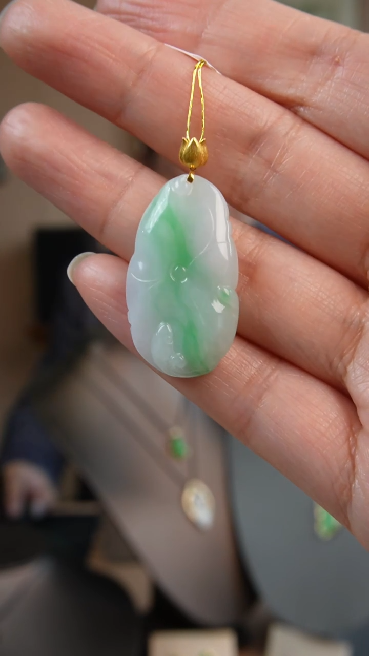 【闪购商品】翡翠颈饰18K金镶嵌天然缅甸翡翠吊坠