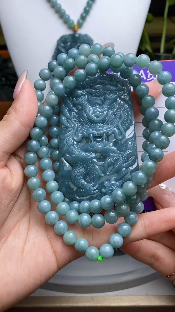 【闪购商品】翡翠颈饰未镶嵌          
