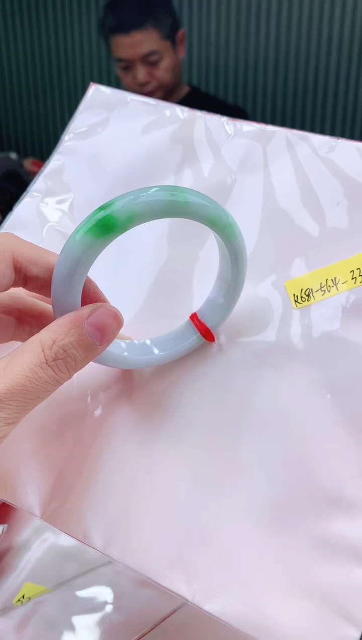 未镶嵌手镯翡翠56