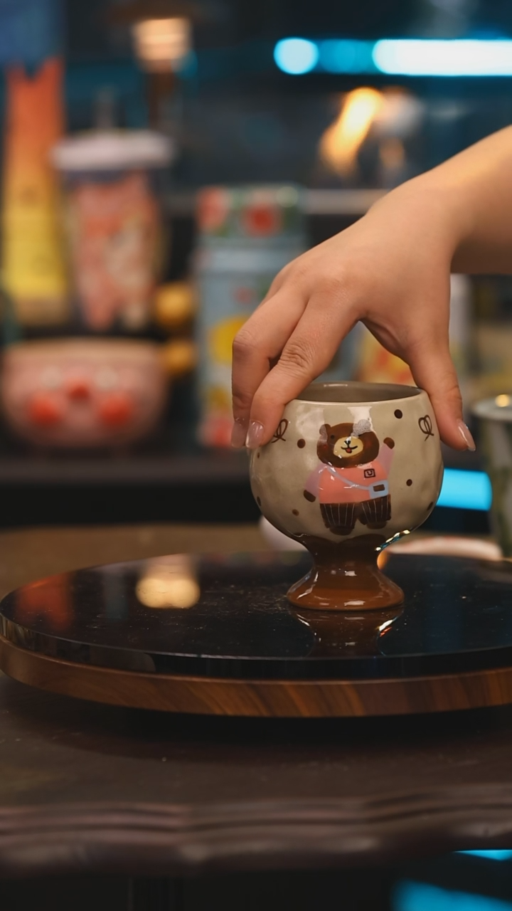 【闪购商品】摆件景德镇设计师釉下彩绘陶瓷