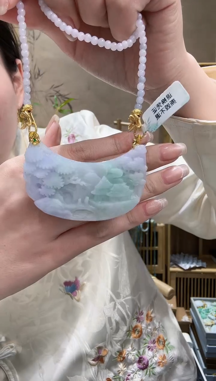 【闪购商品】翡翠颈饰未镶嵌吊坠