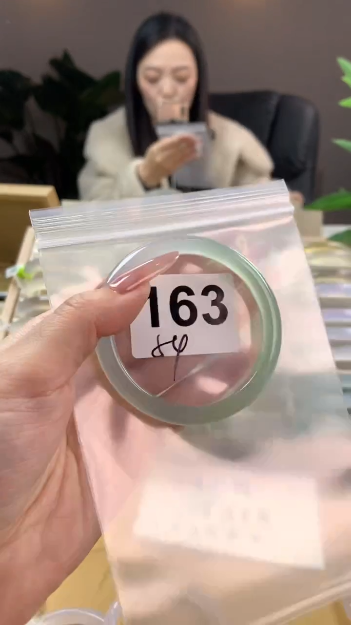 【闪购商品】玛瑙/玉髓手镯未镶嵌163