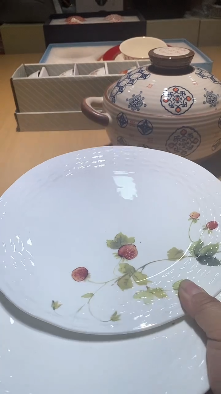 【闪购商品】瓷片锅碗瓢盆一件不剩