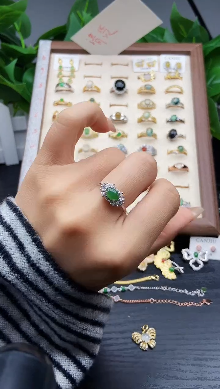 银S925镶嵌戒指翡翠12