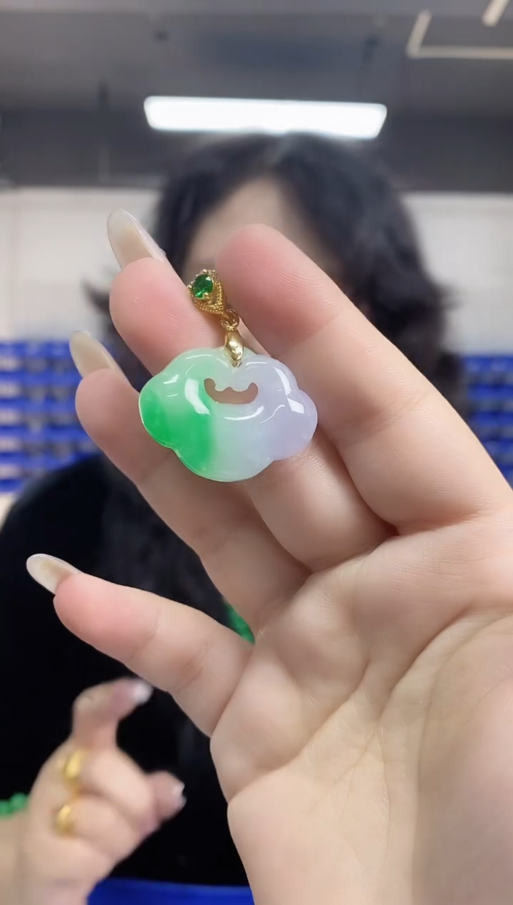 【闪购商品】翡翠未镶嵌吊坠(不含链)多样性发其一颜色微差