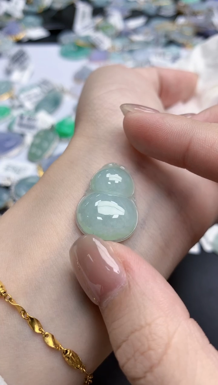 【闪购商品】翡翠颈饰未镶嵌天然缅甸翡翠A货