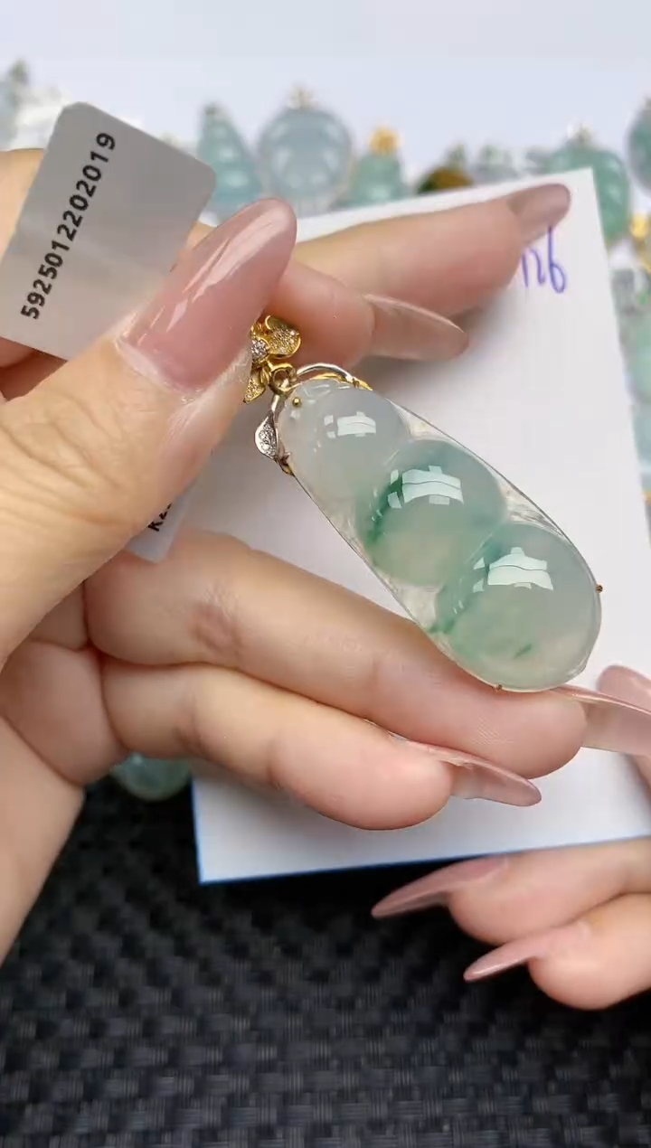 【闪购商品】翡翠颈饰18K金镶嵌天然A货翡翠 126