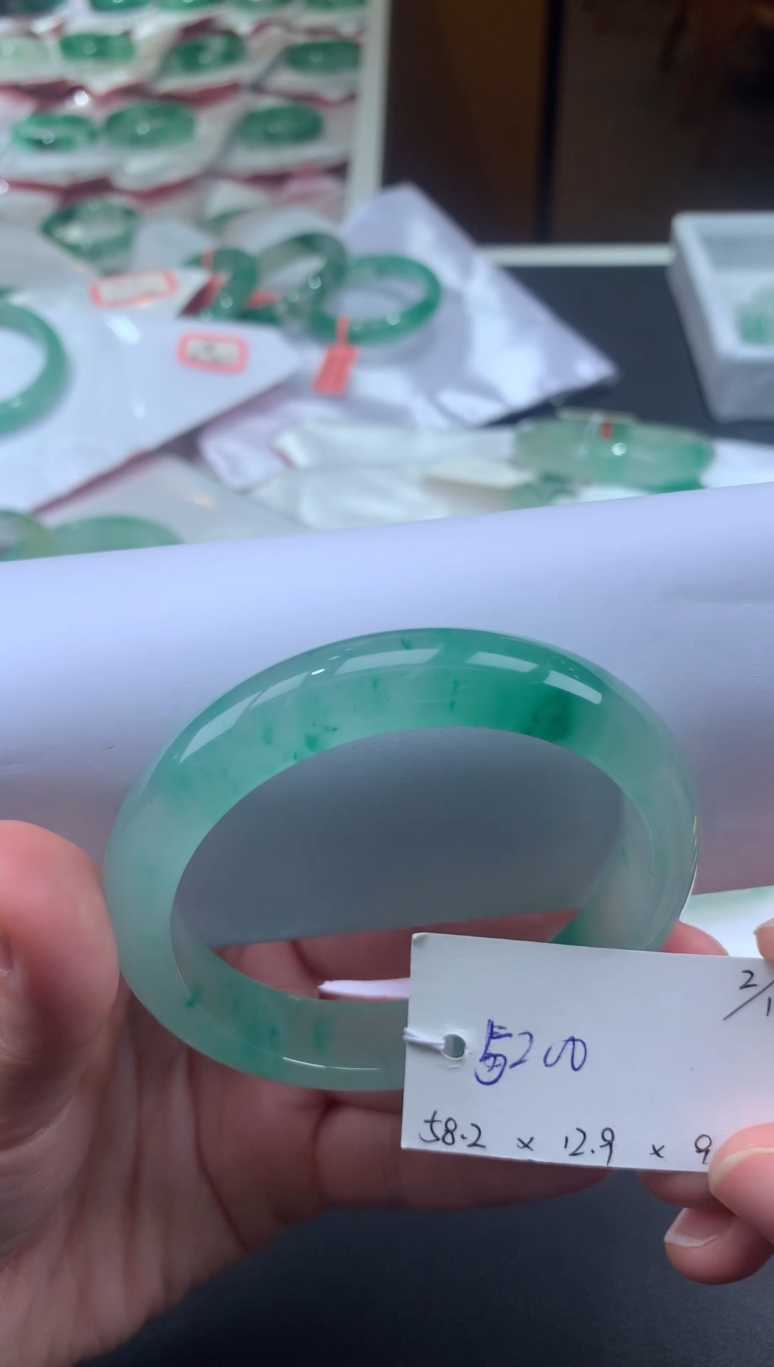 【闪购商品】石英质玉手镯未镶嵌天然玉石非洲翠手镯