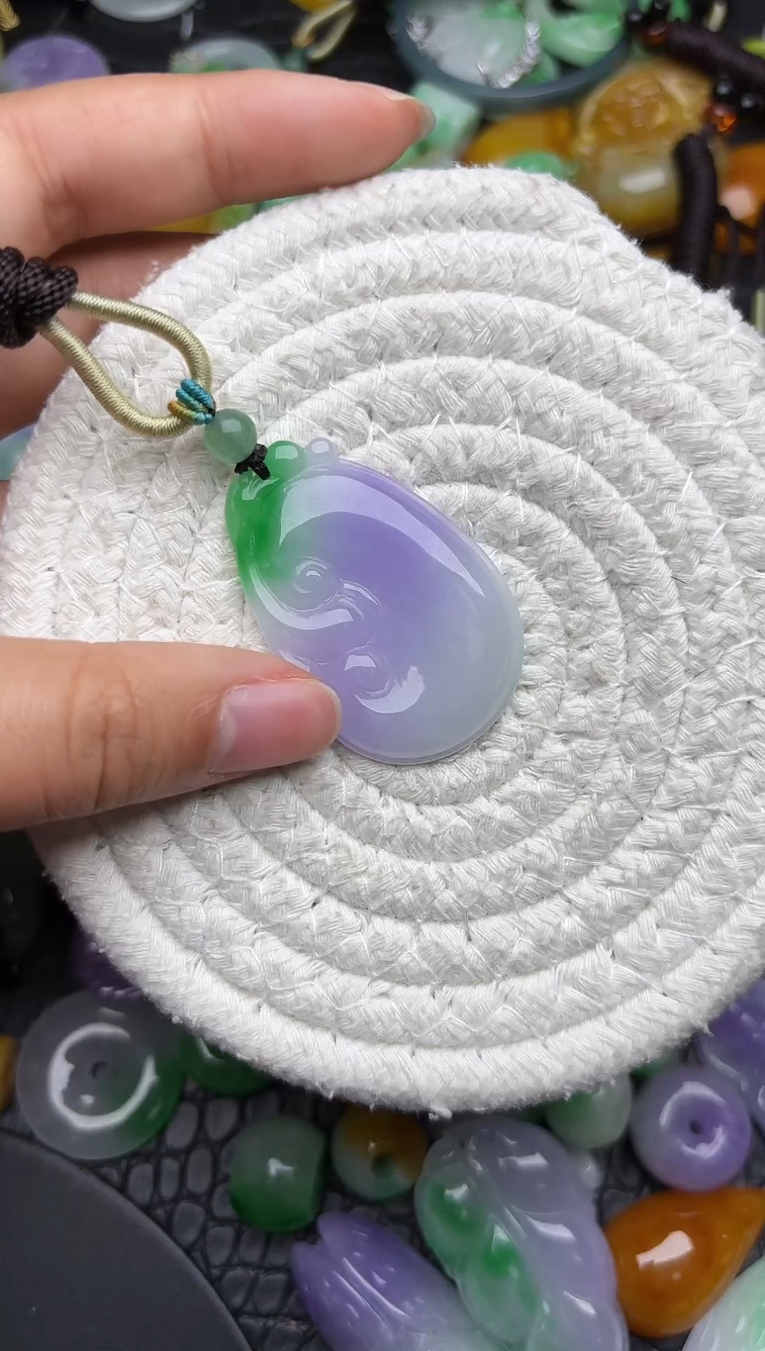 颈饰未镶嵌翡翠缅甸翡翠吊坠