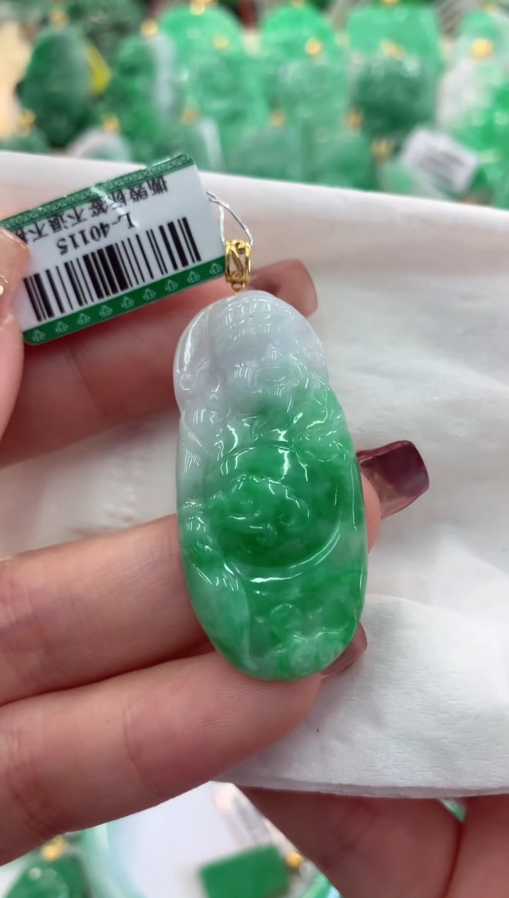 【闪购商品】翡翠吊坠(不含链)18K金镶嵌挂件