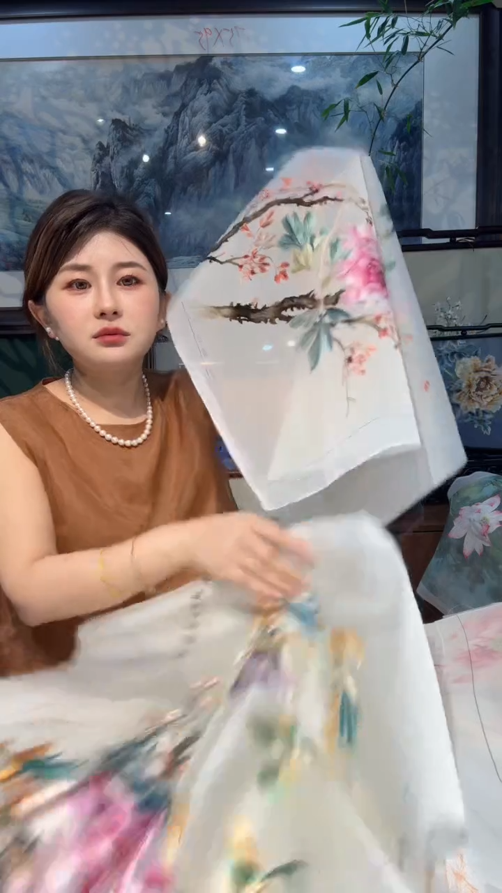 织绣J****T闵丹红刺绣工作室