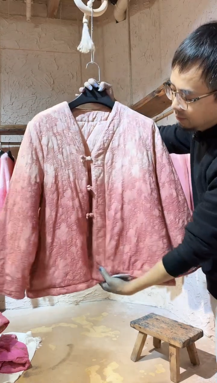 薯莨染三粒扣棉服
