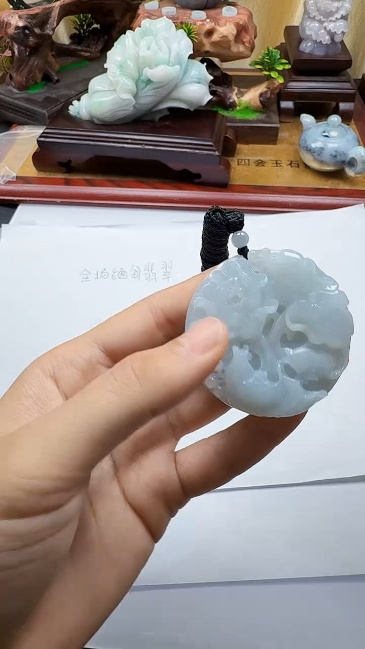 吊坠(不含链)未镶嵌翡翠1