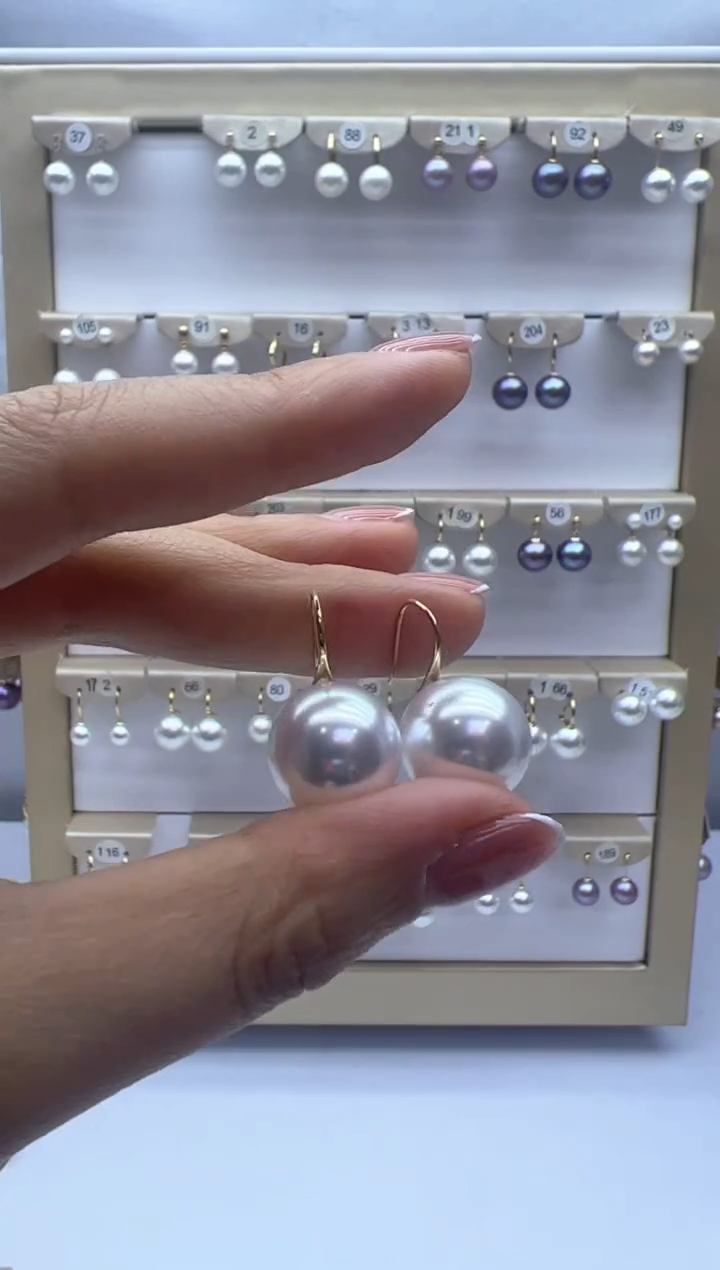 【闪购商品】淡水珍珠耳饰18K金镶嵌197