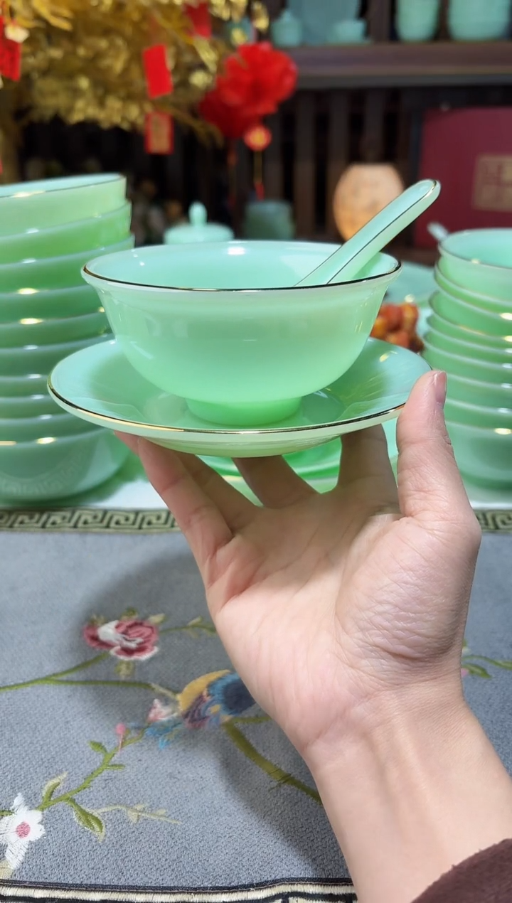玉瓷三件套碟碗勺10套