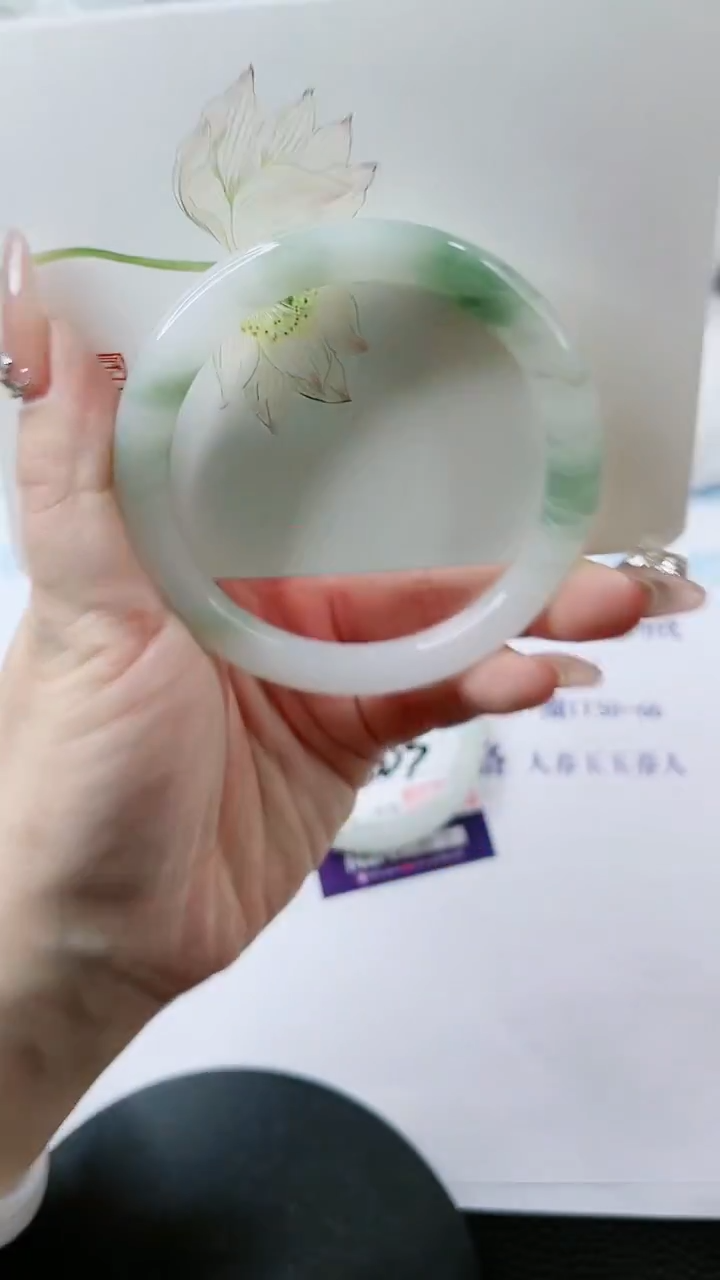 【闪购商品】石英质玉手镯未镶嵌多样性发货S334