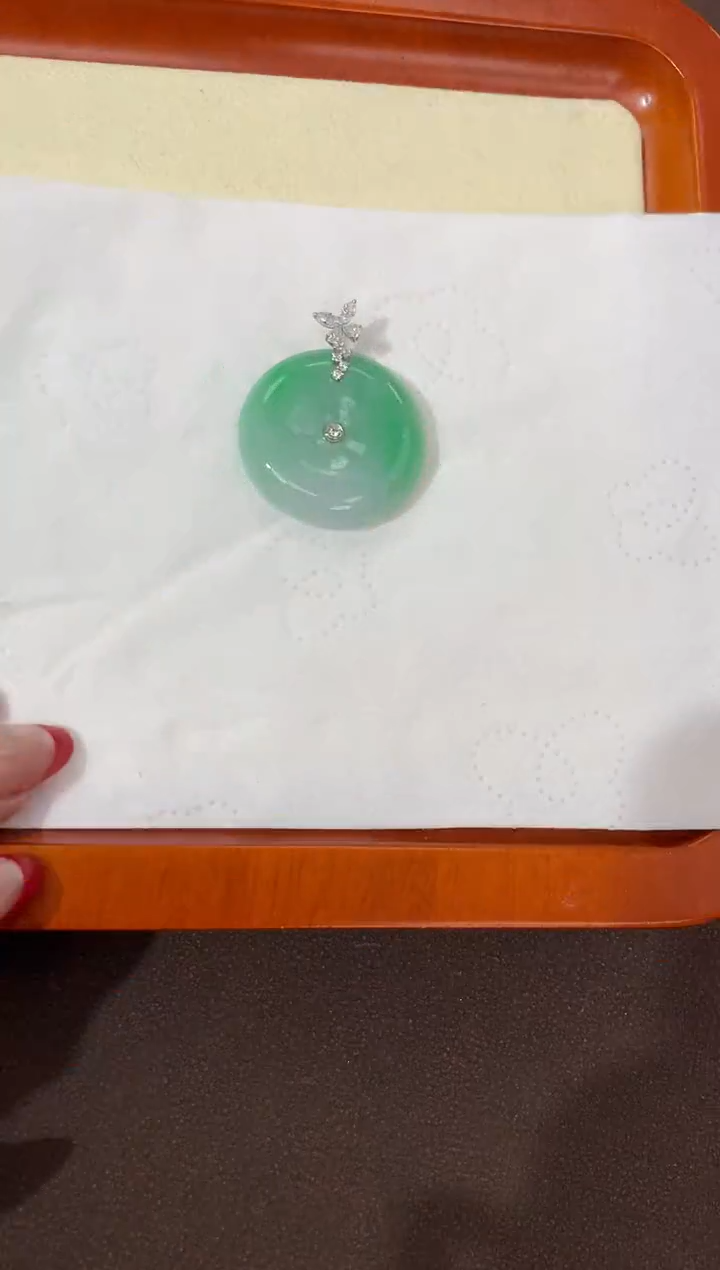 【闪购商品】翡翠颈饰18K金镶嵌天然缅甸a货翡翠