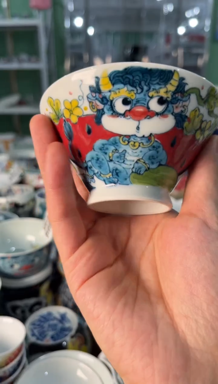 陶瓷昨明景德镇陶瓷：斗笠杯