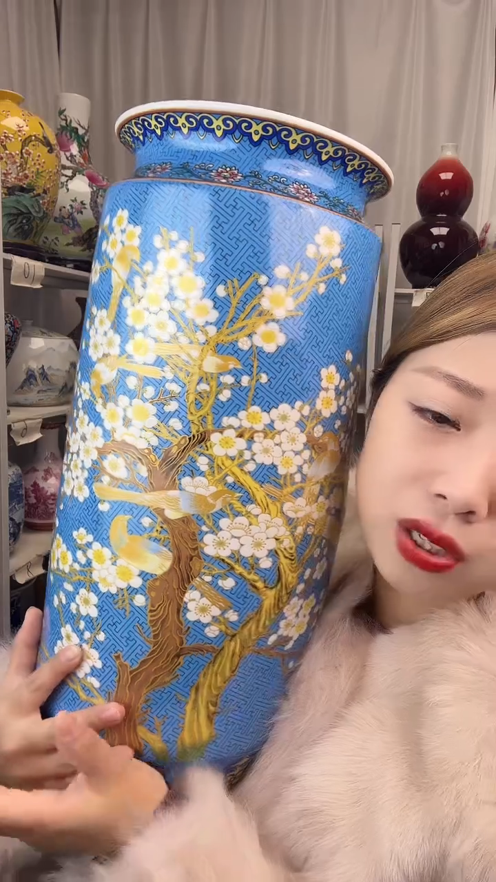 摆件陶瓷景德镇珐琅彩画卷筒高45 口径20