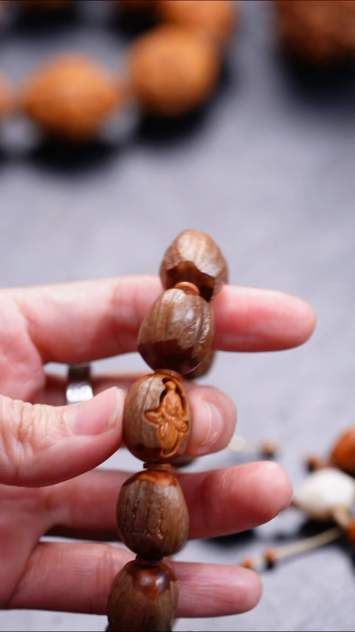 【闪购商品】橄榄核吊坠橄榄核