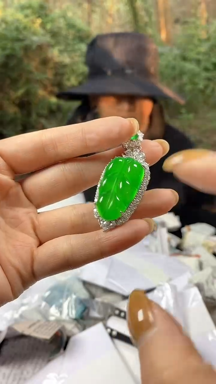 满色吊坠 所见即所得！！