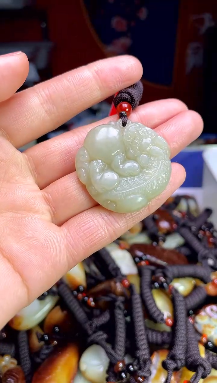 【闪购商品】和田玉颈饰未镶嵌131