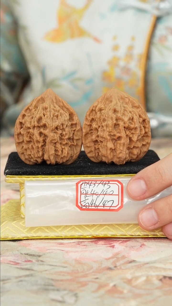 【闪购商品】文玩核桃把件官帽