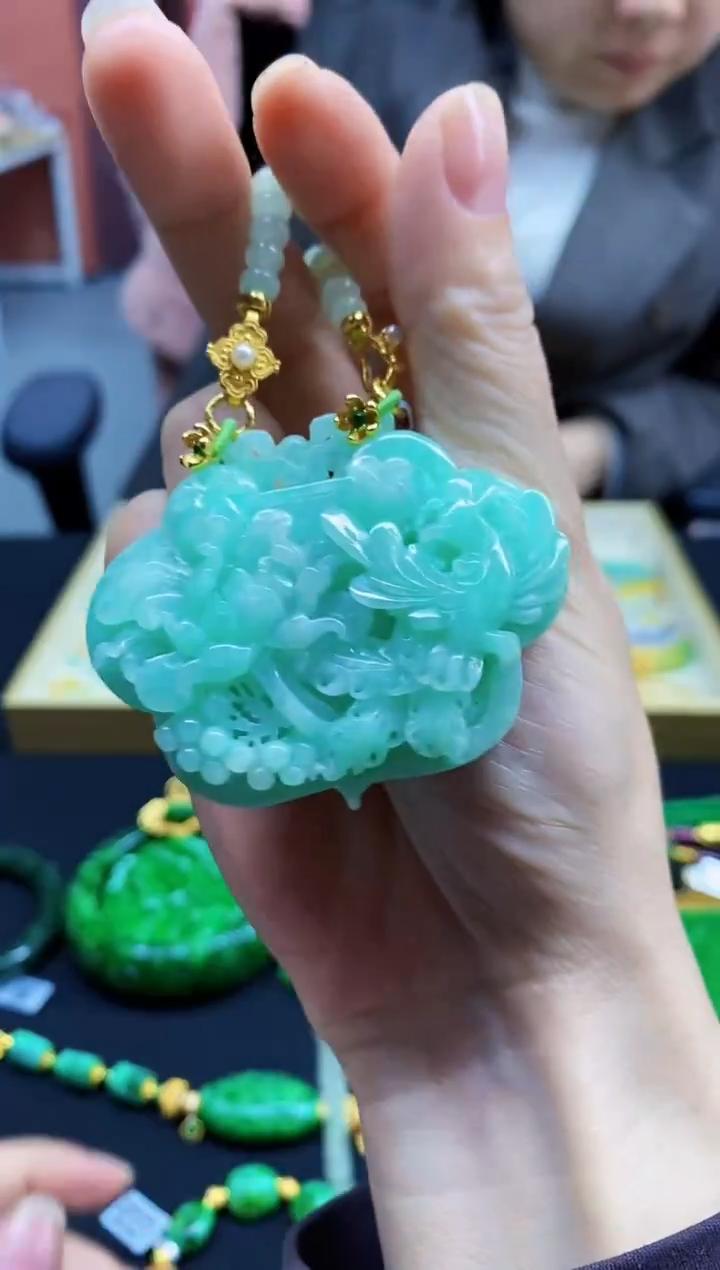 颈饰未镶嵌翡翠翡翠吊坠