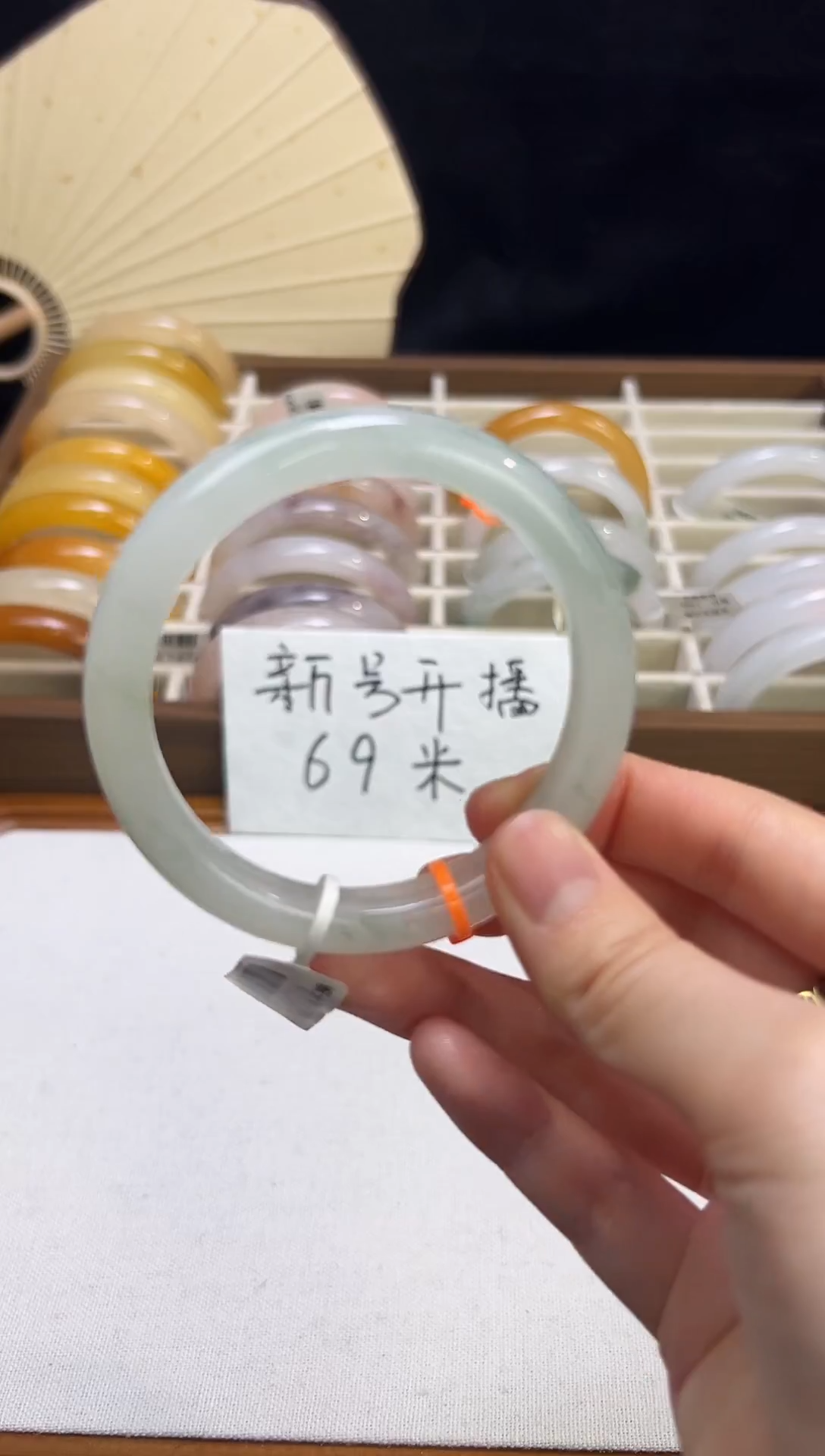 未镶嵌手镯石英质玉H*57