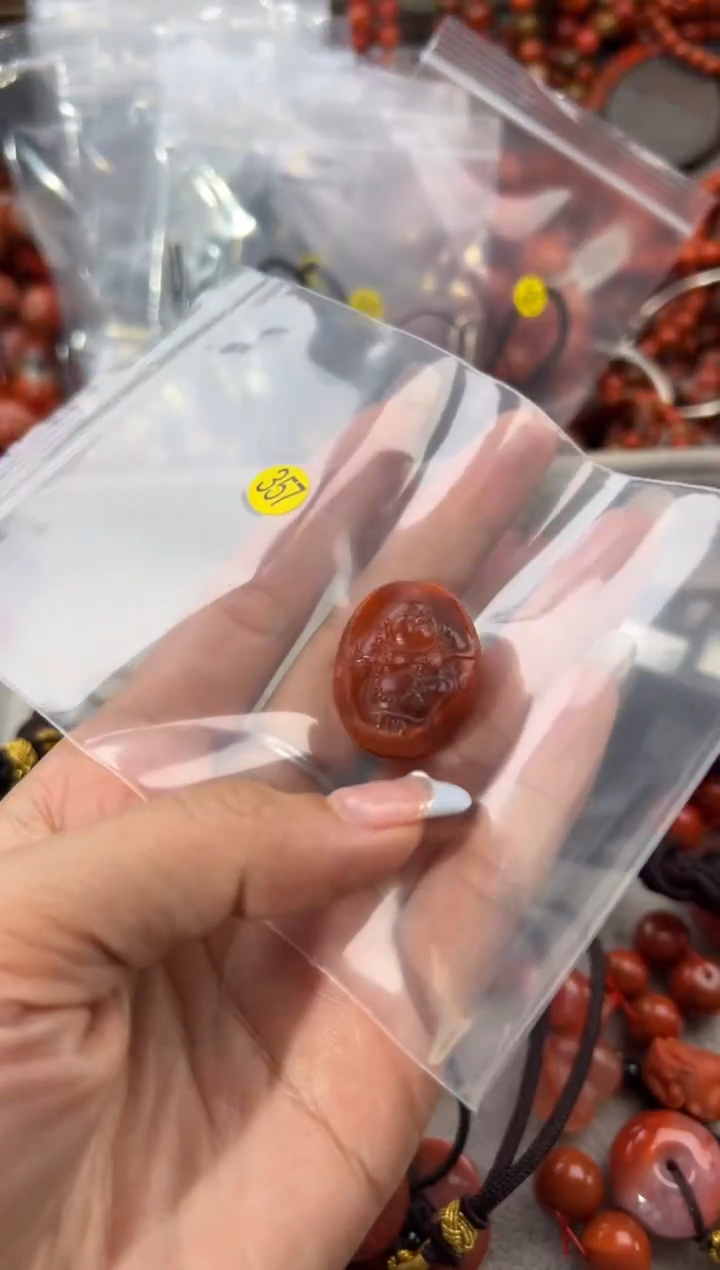 未镶嵌吊坠南红玛瑙强*16+