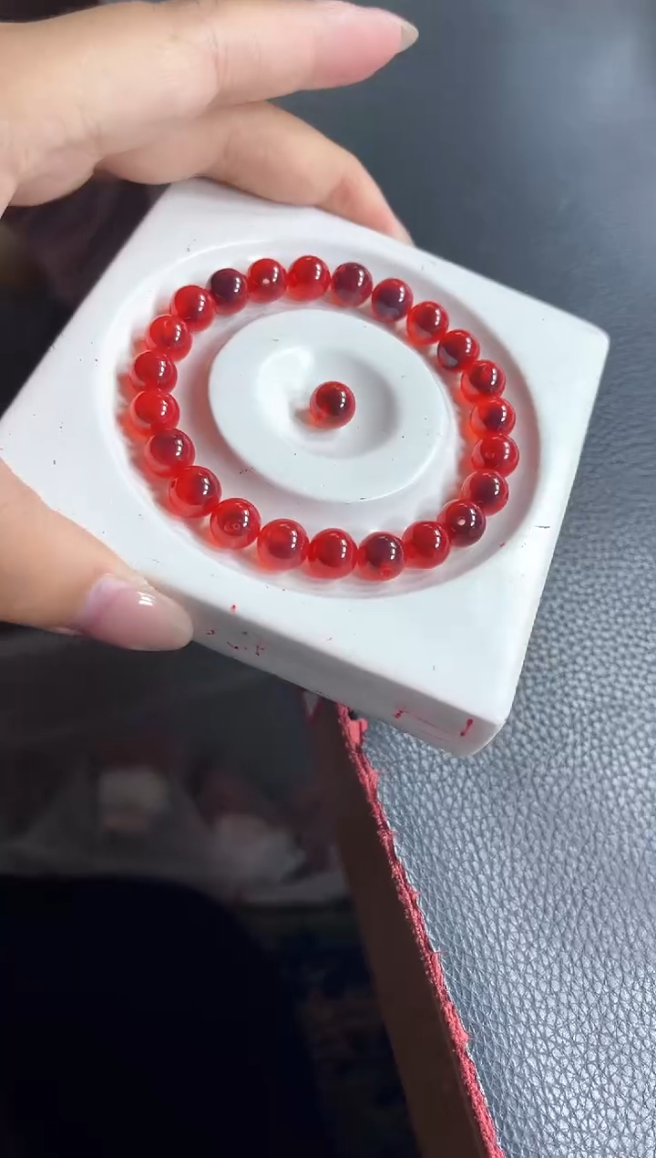 玛瑙/玉髓散珠未镶嵌D463红糖心8mm10个9.9元