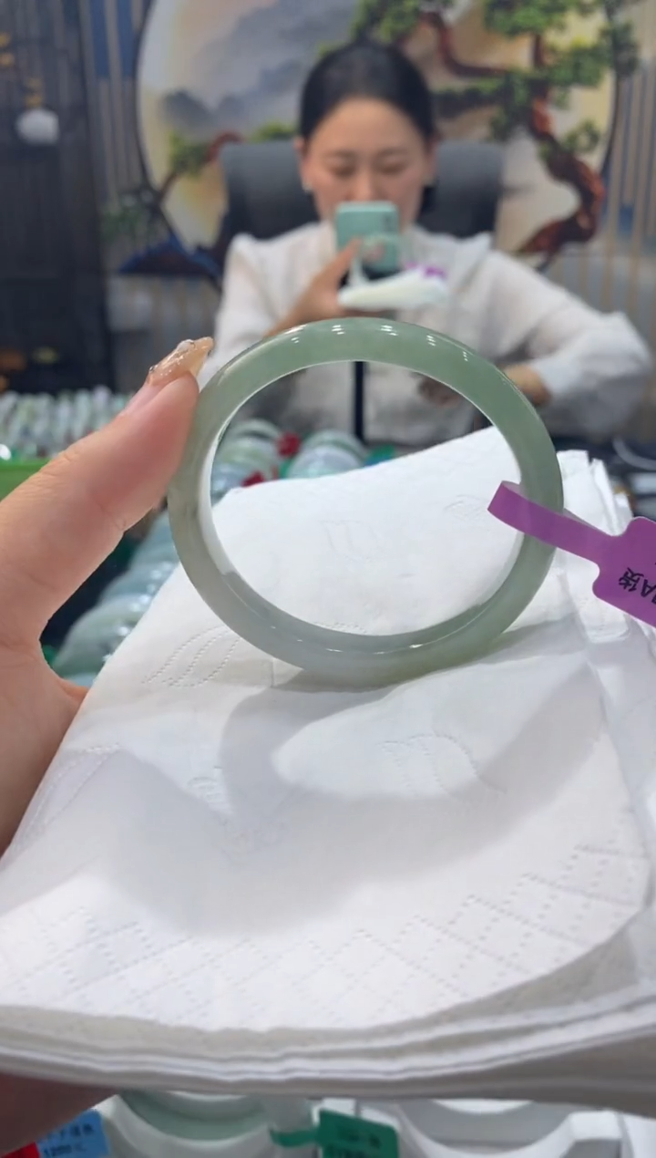 【闪购商品】翡翠手镯未镶嵌00001742