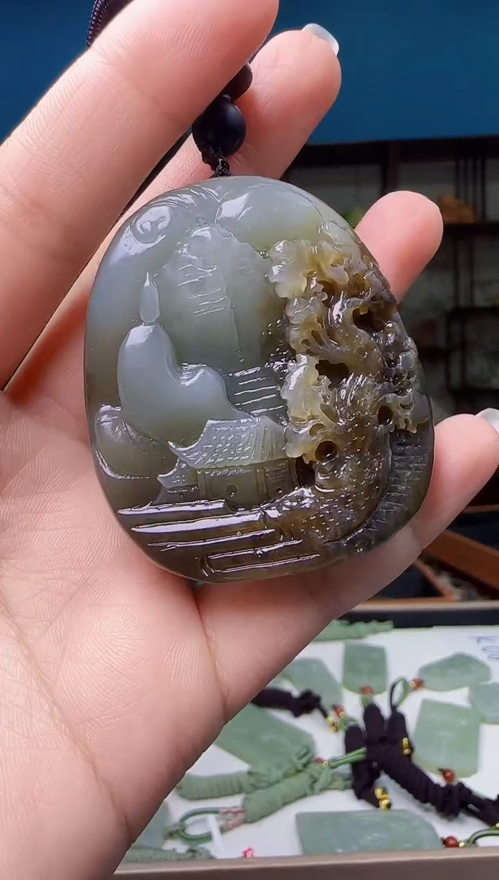 颈饰未镶嵌和田玉1