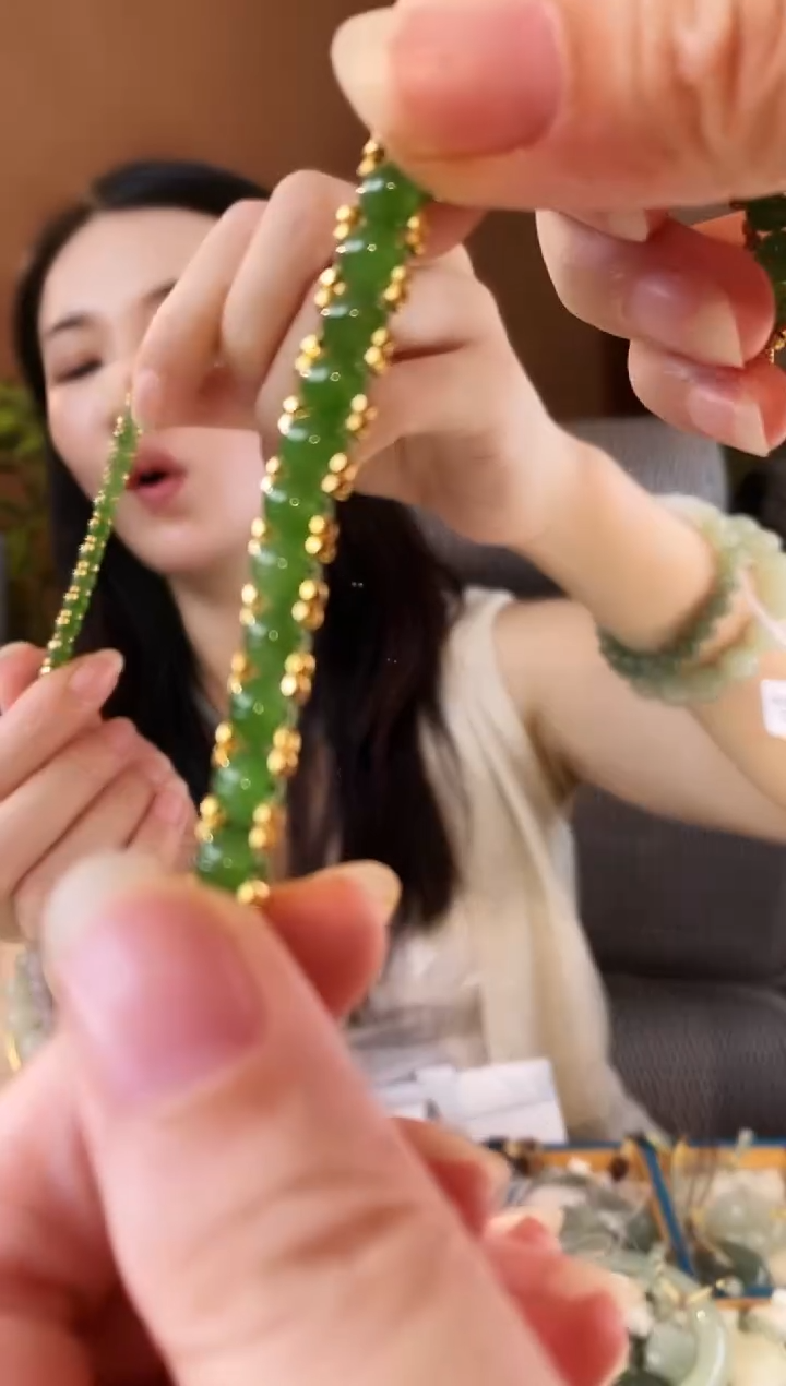 和田玉未镶嵌颈饰6MM碧玉镶边手串