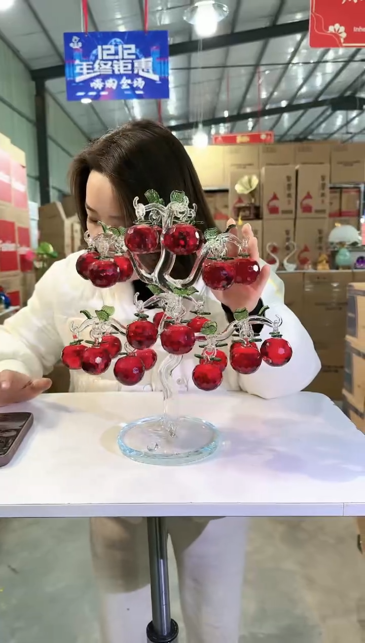 【闪购商品】有机玻璃优品花器H-早50