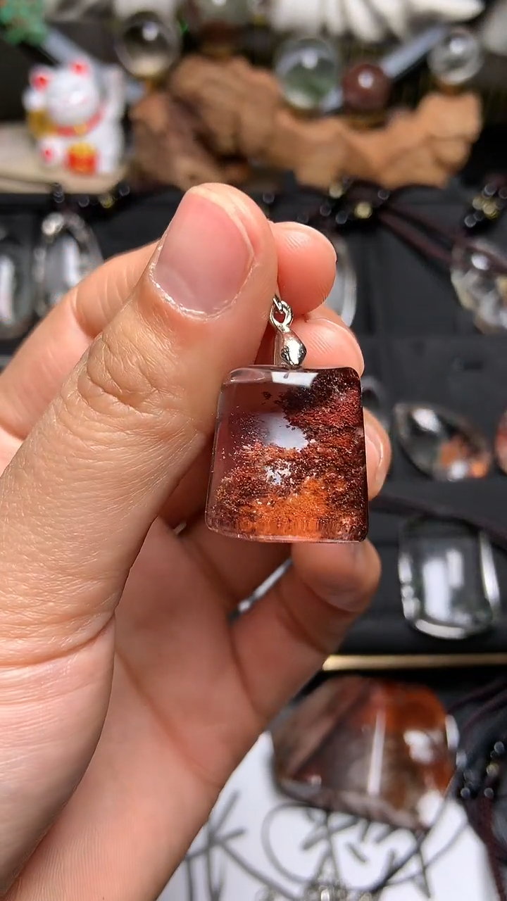 【闪购商品】水晶吊坠(赠链)未镶嵌105