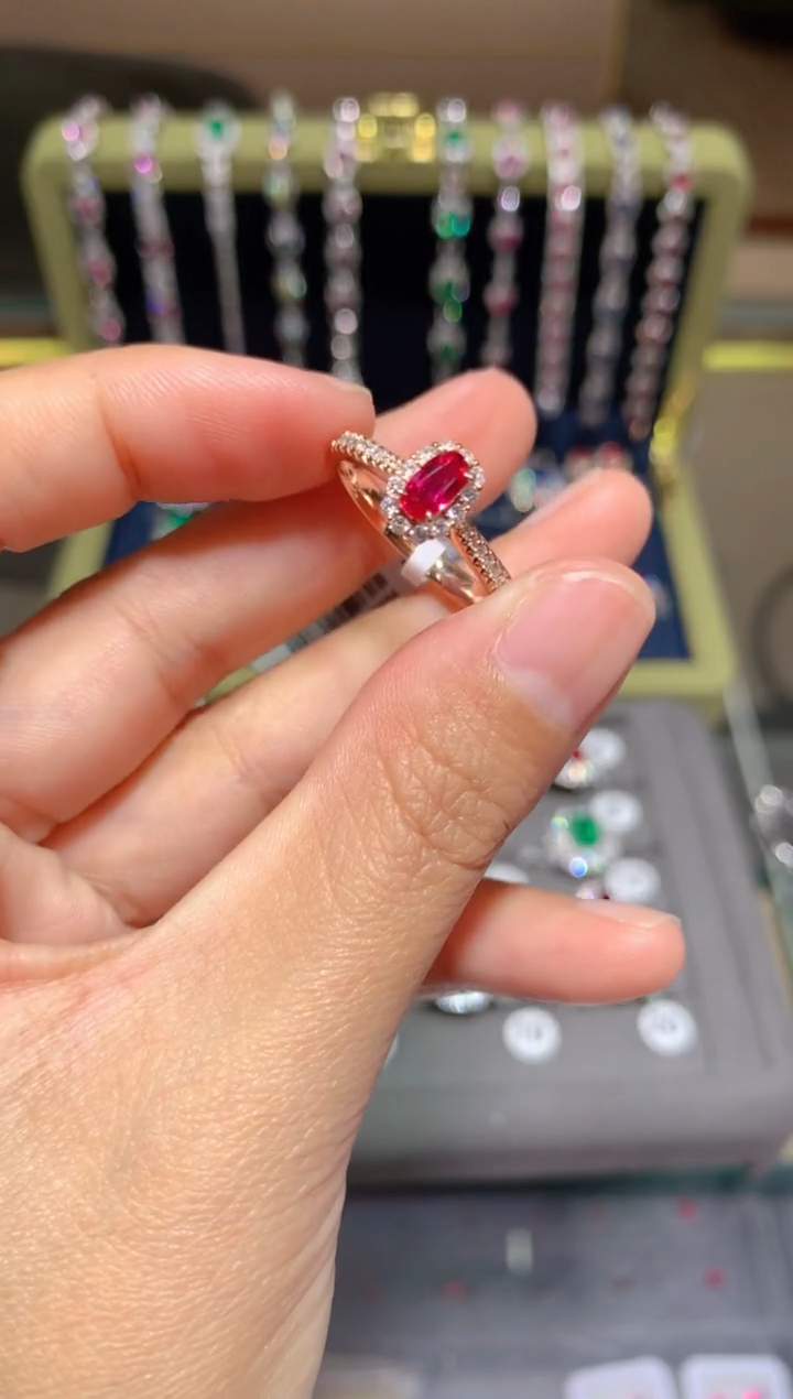 【闪购商品】红宝石戒指18K金镶嵌0.7CT   无烧鸽血红