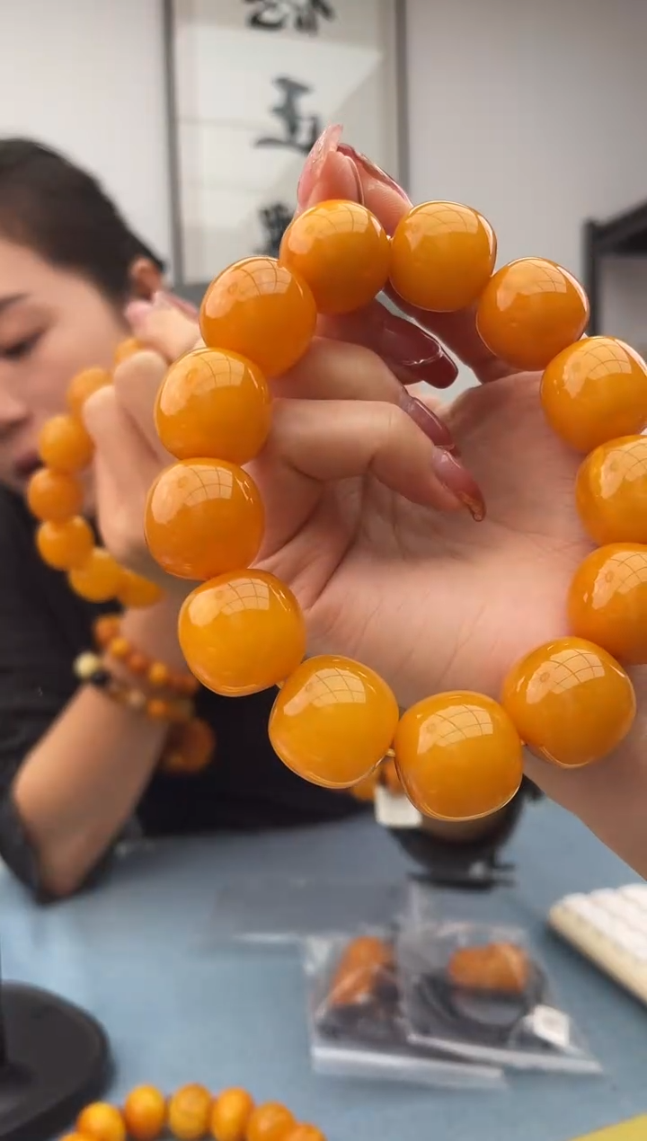 【闪购商品】蜜蜡珠宝奇石未镶嵌微瑕假一罚十，053