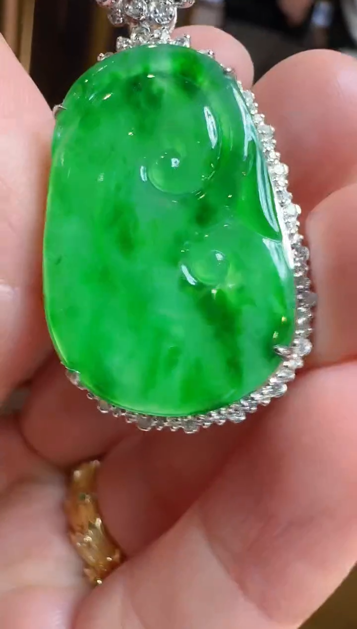 【闪购商品】翡翠吊坠(不含链)18K金镶嵌多样性团购发一件