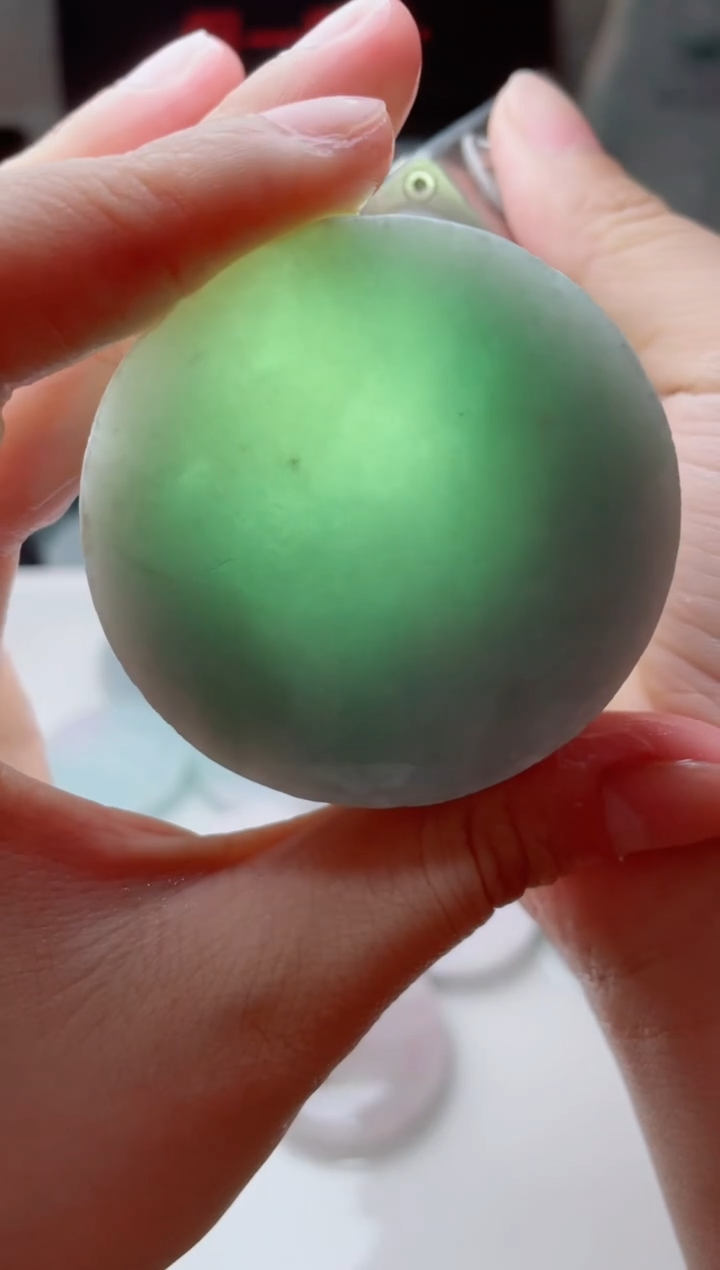 翡翠未镶嵌颈饰4203......