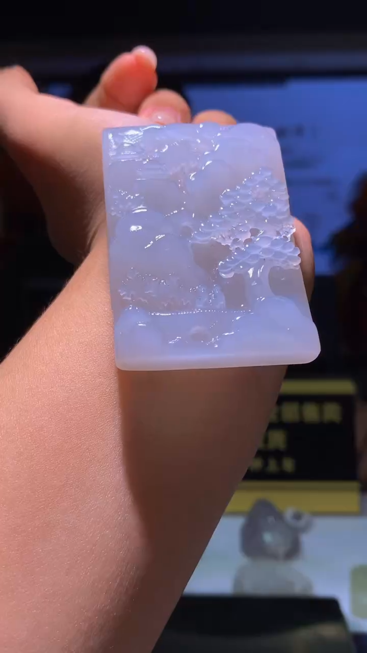 定制和田玉闪购毛货链接YEB0