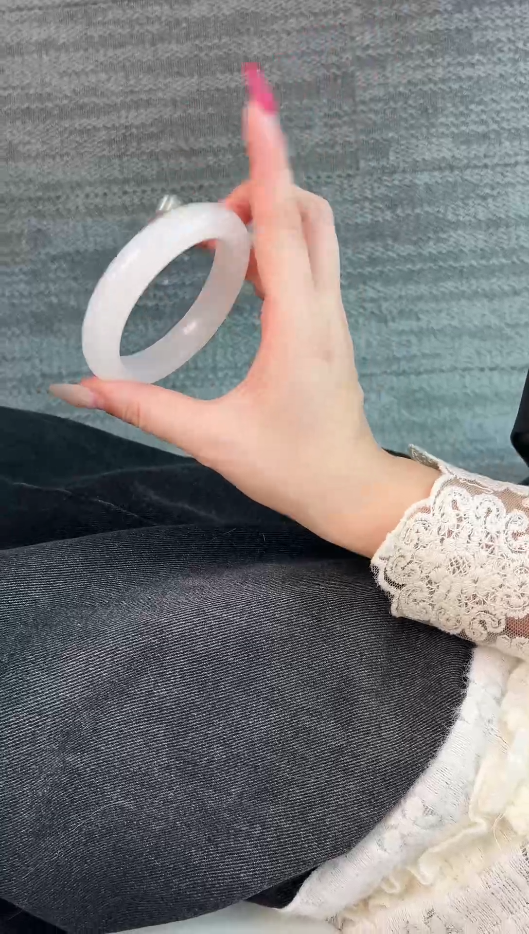 未镶嵌手镯石英质玉49.56