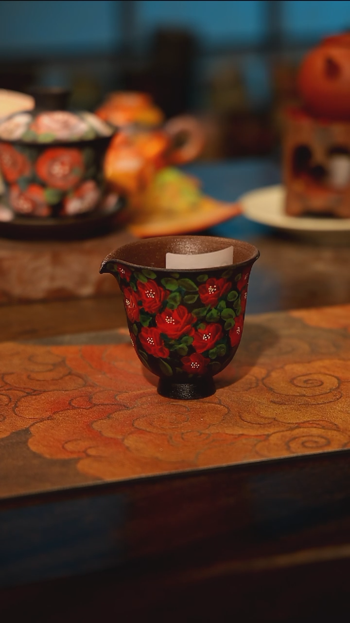 陶瓷景德镇高温釉下彩手工手绘款式