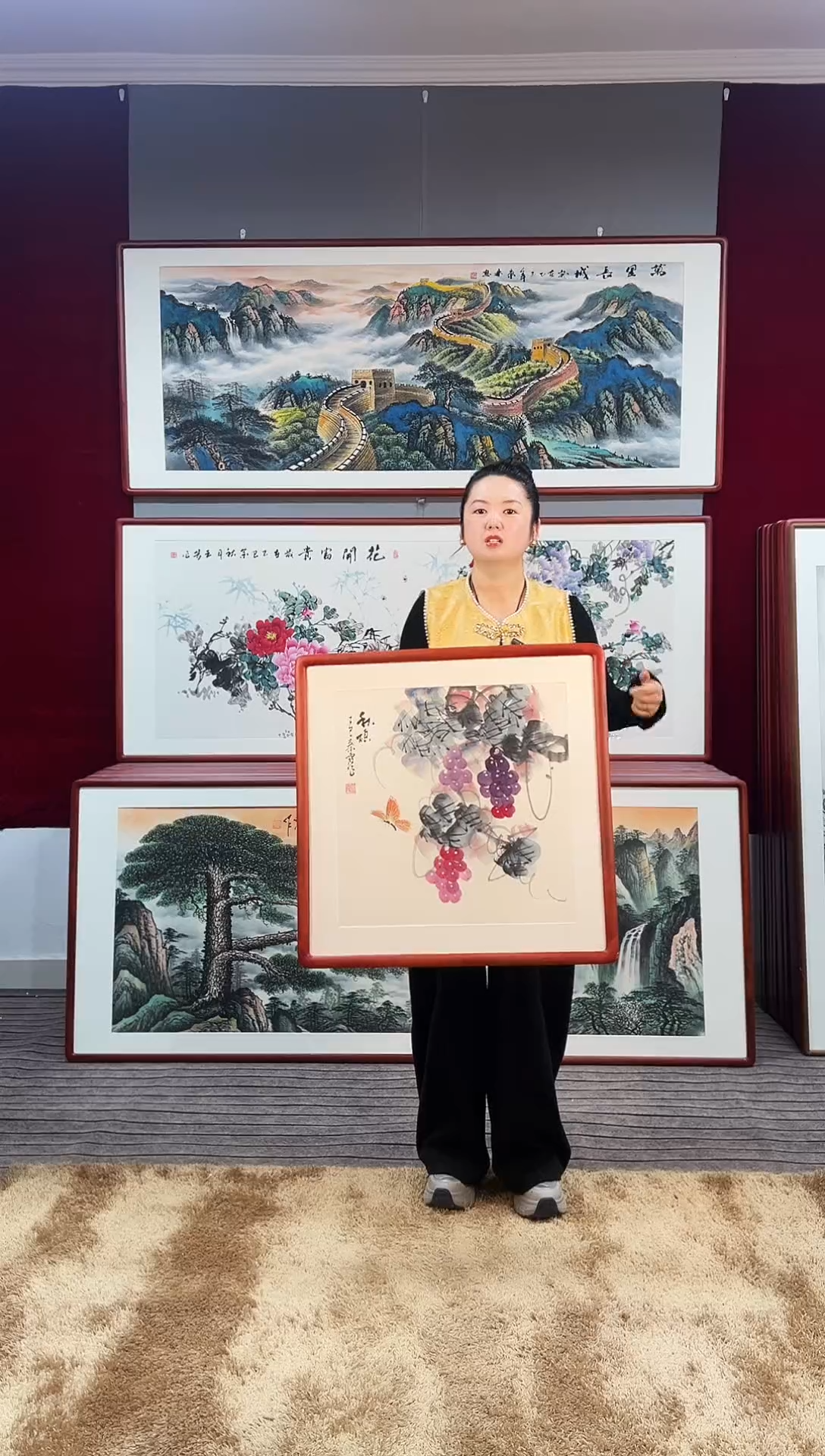 国画手绘葡萄63*63尺寸