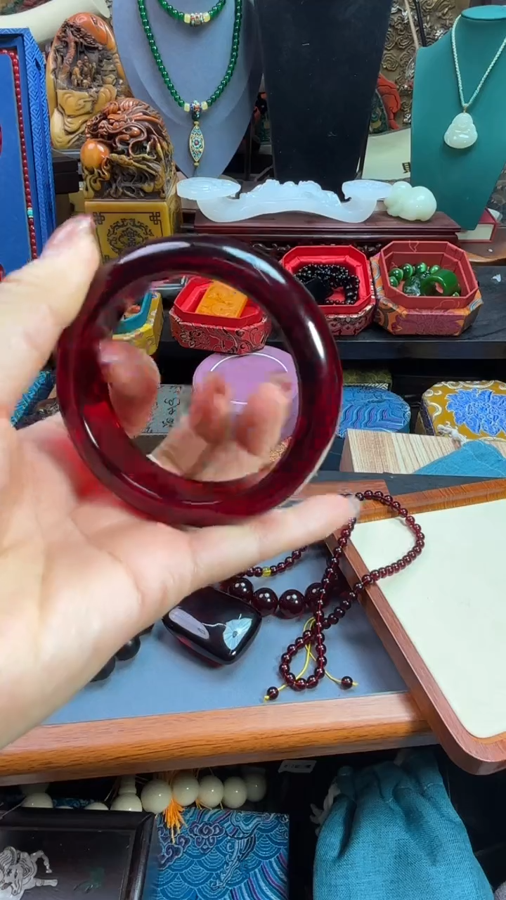 【闪购商品】血珀裸石未镶嵌786687786786876876