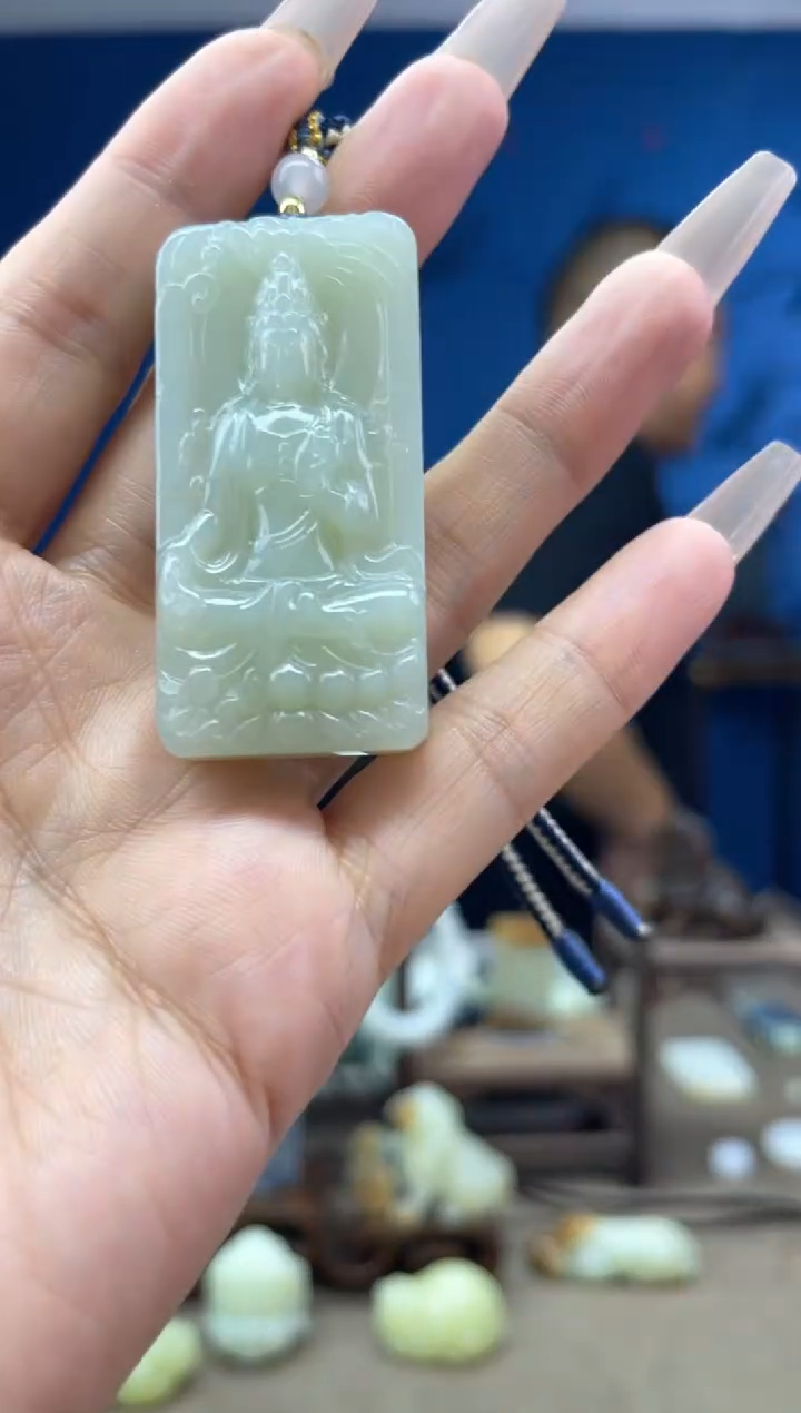 和田玉未镶嵌颈饰1